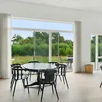 펜션 Modern At Sjaellands Odde Yderby